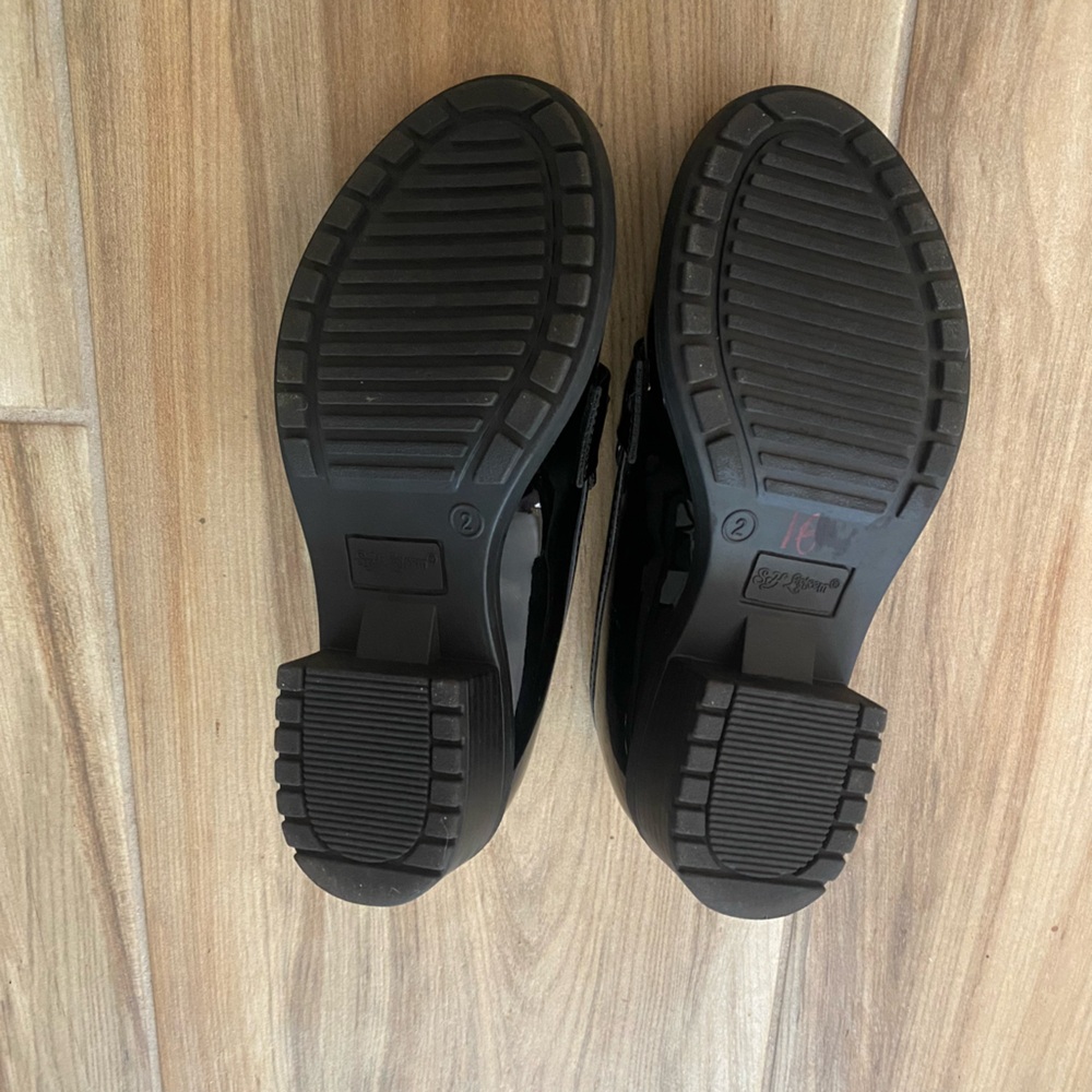 Black glossy loafers - Picture 2 of 4